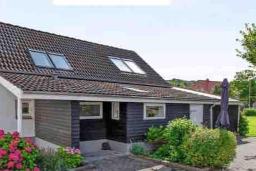 Airy, Cosy Guesthouse Mariager Exteriör bild